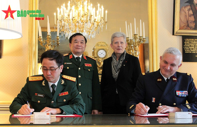 Le Vietnam et la France consolident leur coopération dans la défense ảnh 1 Le Vietnam et la France consolident leur coopération dans la défense ảnh 1