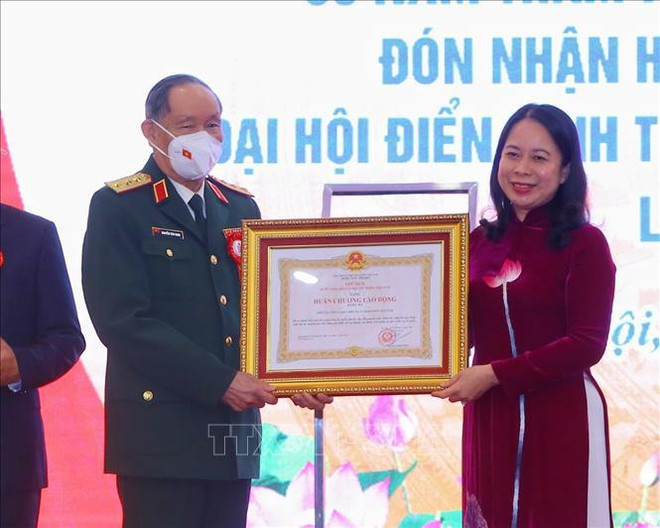 Agent orange/dioxine : l’Ordre du Travail de troisième classe à la VAVA ảnh 1 Agent orange/dioxine : l’Ordre du Travail de troisième classe à la VAVA ảnh 1