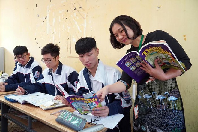 Le programme d'enseignement général en langues russe, japonaise, française et chinoise promulguée ảnh 1 Le programme d'enseignement général en langues russe, japonaise, française et chinoise promulguée ảnh 1