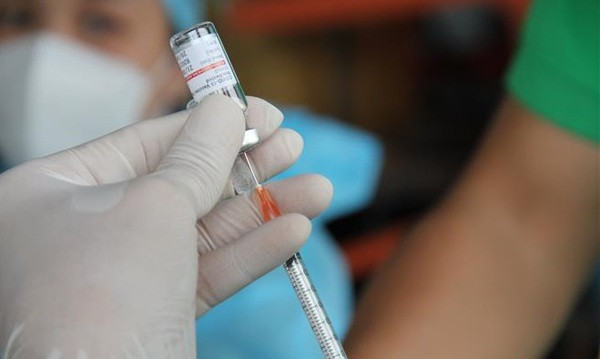 Lancement de la campagne de communication "Vaccination - restez confiants" ảnh 2 Lancement de la campagne de communication "Vaccination - restez confiants" ảnh 2