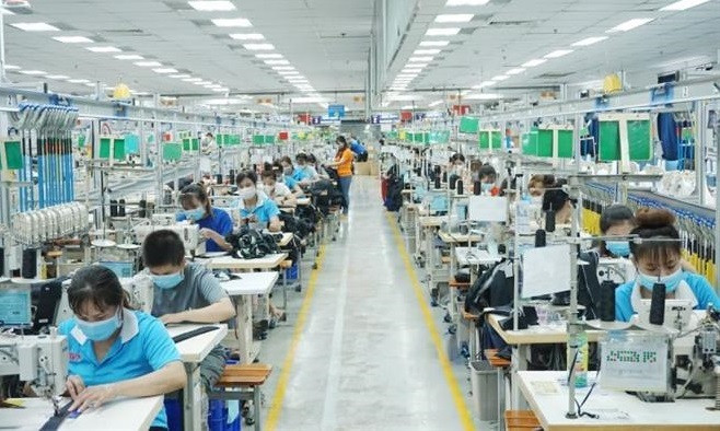 Des ouvriers retournent aux ZI et ZF à Binh Phuoc et Dong Nai après le COVID-19 ảnh 1 Des ouvriers retournent aux ZI et ZF à Binh Phuoc et Dong Nai après le COVID-19 ảnh 1