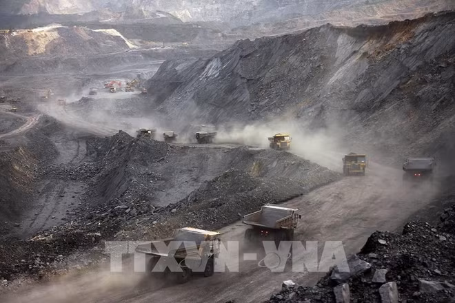 La production industrielle du pays en hausse de 3,6% en 11 mois ảnh 1