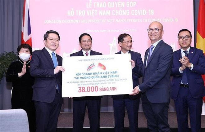 Le PM Pham Minh Chinh rencontre la communauté vietnamienne au Royaume-Uni et en Irlande ảnh 1 Le PM Pham Minh Chinh rencontre la communauté vietnamienne au Royaume-Uni et en Irlande ảnh 1