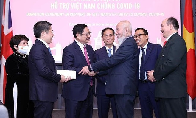 Le PM Pham Minh Chinh rencontre la communauté vietnamienne au Royaume-Uni et en Irlande ảnh 3 Le PM Pham Minh Chinh rencontre la communauté vietnamienne au Royaume-Uni et en Irlande ảnh 3