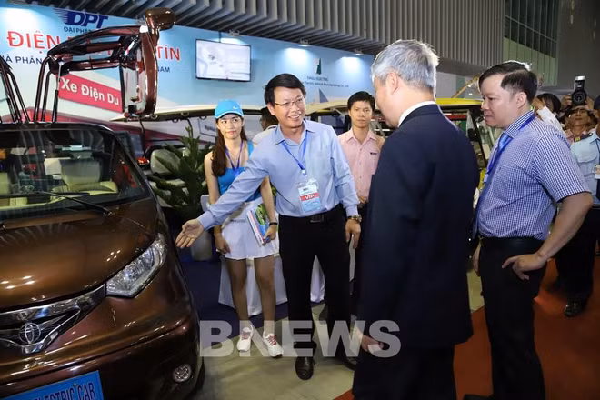 Plus de 300 stands à la 17e exposition internationale Autotech & Accessories 2021 ảnh 1