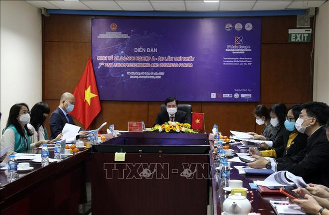 Le Vietnam participe au premier Forum économique et commercial Asie-Europe ảnh 2 Le Vietnam participe au premier Forum économique et commercial Asie-Europe ảnh 2
