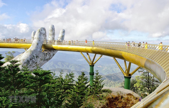 Le pont d'Or à Da Nang élu parmi les nouvelles merveilles du monde par le quotidien Daily Mail ảnh 1 Le pont d'Or à Da Nang élu parmi les nouvelles merveilles du monde par le quotidien Daily Mail ảnh 1