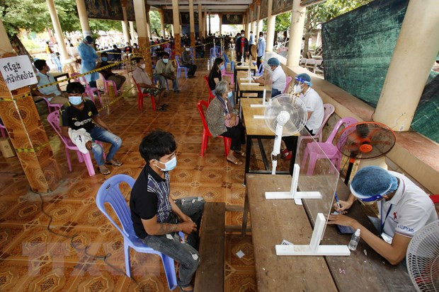 Le Cambodge commence la vaccination contre le COVID-19 pour les adolescents ảnh 1 Le Cambodge commence la vaccination contre le COVID-19 pour les adolescents ảnh 1