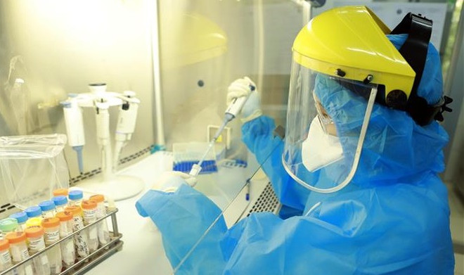 COVID-19 : des localités doivent préparer des scénarios en réponse à un grand nombre d’infections ảnh 1 COVID-19 : des localités doivent préparer des scénarios en réponse à un grand nombre d’infections ảnh 1