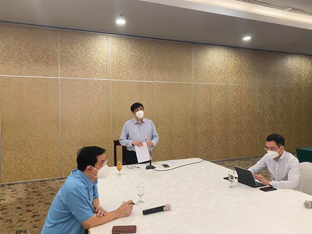 COVID-19 : des localités doivent préparer des scénarios en réponse à un grand nombre d’infections ảnh 2 COVID-19 : des localités doivent préparer des scénarios en réponse à un grand nombre d’infections ảnh 2