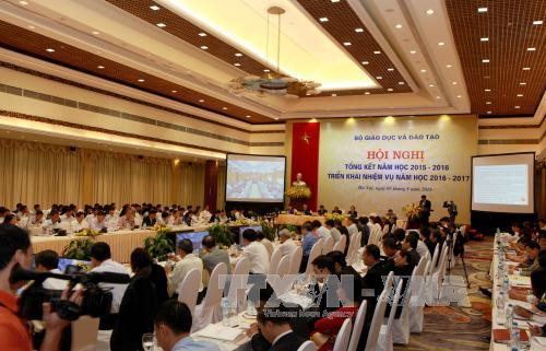 Le PM souligne l’importance de l’éducation pour le développement national ảnh 1