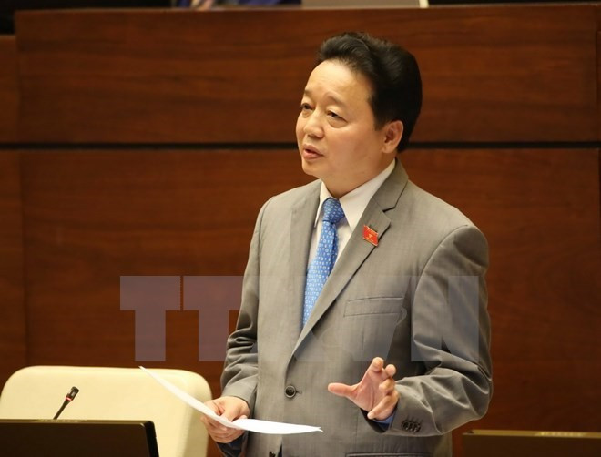 Le ministre des Ressources naturelles et de l’Environnement répond aux interpellations ảnh 1 Le ministre des Ressources naturelles et de l’Environnement répond aux interpellations ảnh 1