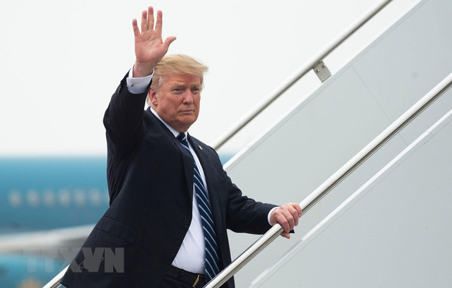 Le président Donald Trump quitte Hanoï ảnh 1 Le président Donald Trump quitte Hanoï ảnh 1