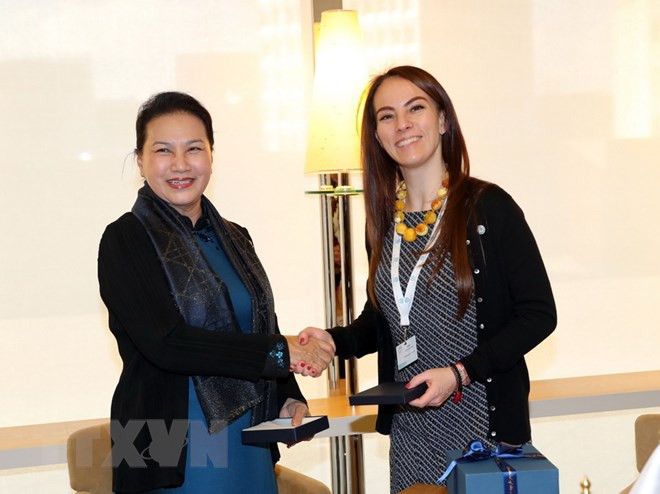 Nguyen Thi Kim Ngan rencontre la présidente de l'UIP ảnh 1