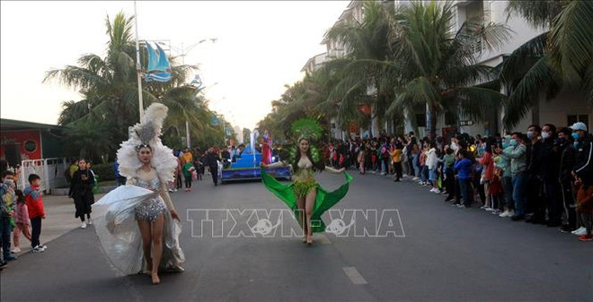 Le premier Carnaval d'hiver à Quang Ninh ảnh 2