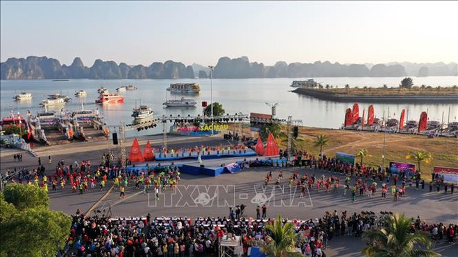 Le premier Carnaval d'hiver à Quang Ninh ảnh 6