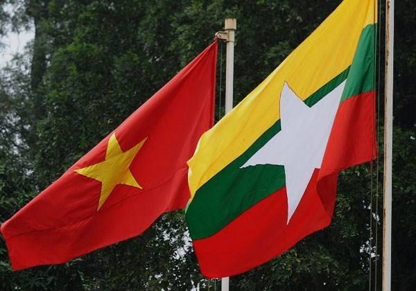 Le Vietnam félicite le Myanmar pour sa Fête de l’indépendance ảnh 1
