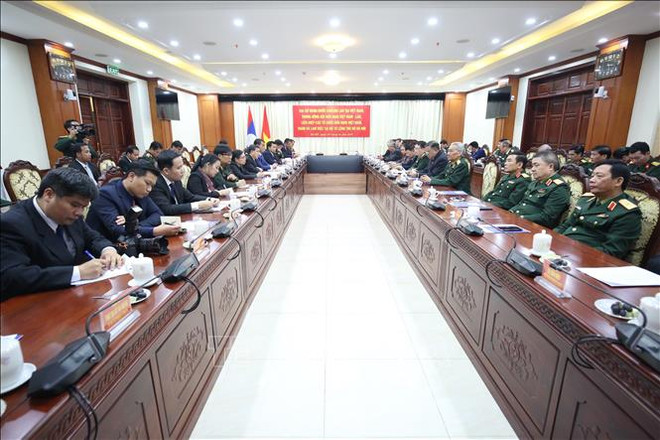 Renforcement des liens spéciaux entre les armées vietnamienne et lao ảnh 1 Renforcement des liens spéciaux entre les armées vietnamienne et lao ảnh 1