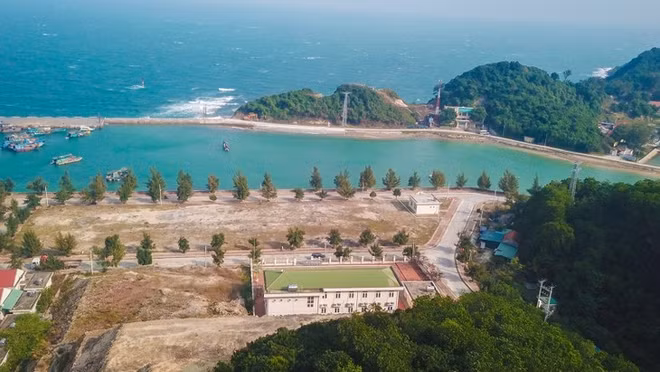 Une école sur l'île Trân ảnh 1 Une école sur l'île Trân - ảnh 1