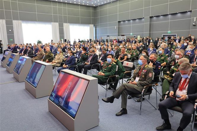 La Russie est un partenaire stratégique important du Vietnam ảnh 1