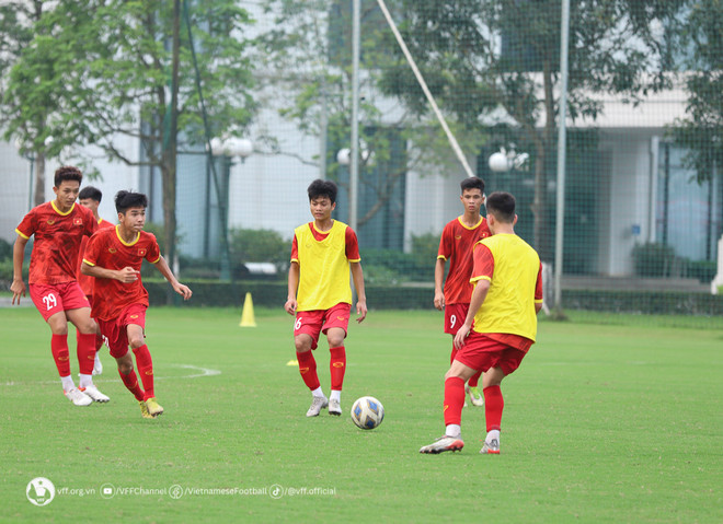 Le Vietnam se prépare pour la finale de la Coupe d’Asie U17 de l’AFC 2023 ảnh 1
