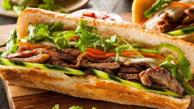 CNN : Le "bánh mì" vietnamien parmi les meilleurs au monde ảnh 1