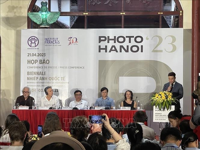 Ouverture de la biennale internationale de photographie Photo Hanoi’23 ảnh 1 Ouverture de la biennale internationale de photographie Photo Hanoi’23 ảnh 1