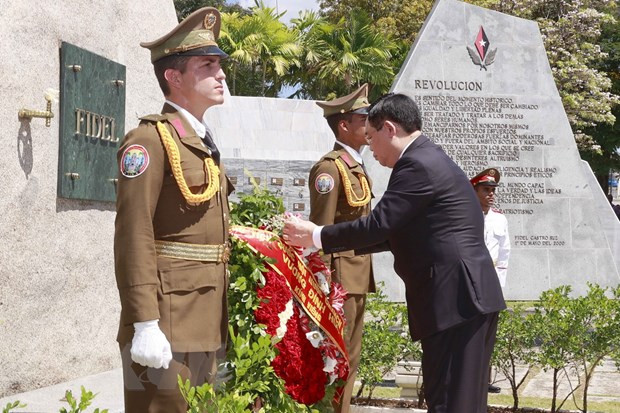 La visite de Vuong Dinh Hue a marqué un nouveau jalon dans les relations Vietnam – Cuba ảnh 2 La visite de Vuong Dinh Hue a marqué un nouveau jalon dans les relations Vietnam – Cuba ảnh 2