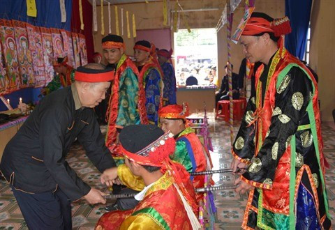 Le câp sac - Pratique religieuse occulte de l’ethnie minoritaire Dao ảnh 2 Le câp sac - Pratique religieuse occulte de l’ethnie minoritaire Dao ảnh 2