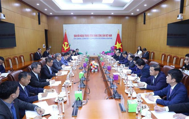 Renforcer sans cesse les relations spéciales Vietnam – Laos ảnh 1 Renforcer sans cesse les relations spéciales Vietnam – Laos ảnh 1