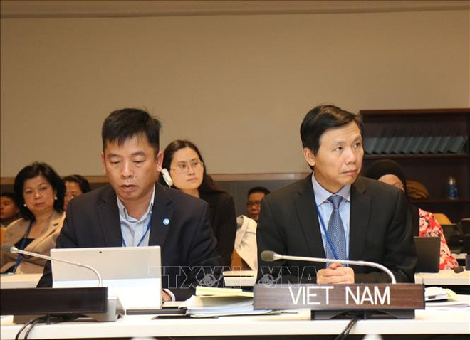 Réunion non officielle des ministres des AE de l'ASEAN en marge de l'Assemblée générale de l'ONU ảnh 1 Réunion non officielle des ministres des AE de l'ASEAN en marge de l'Assemblée générale de l'ONU ảnh 1