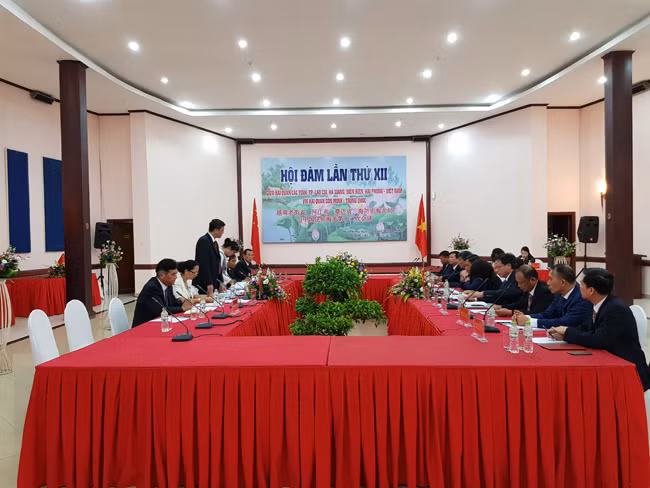 Promotion de la coopération douanière Vietnam-Chine ảnh 1