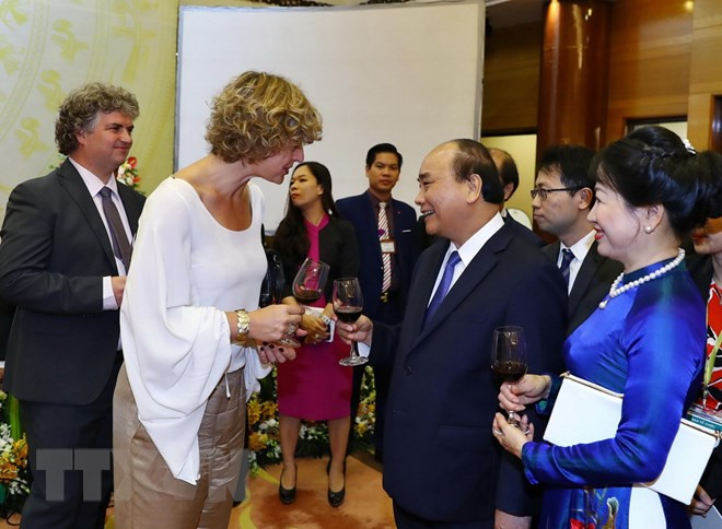 Banquet à l’occasion de la Fête nationale ảnh 1 Banquet à l’occasion de la Fête nationale ảnh 1