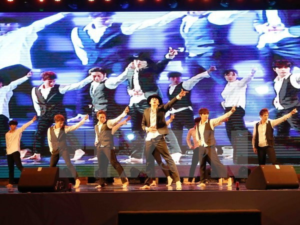 Programme artistique "La mélodie Vietnam-R.de Corée" à Khanh Hoa ảnh 1 Programme artistique "La mélodie Vietnam-R.de Corée" à Khanh Hoa ảnh 1