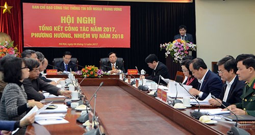 Conférence bilan du travail d'information pour l’étranger en 2017 ảnh 1 Conférence bilan du travail d'information pour l’étranger en 2017 ảnh 1
