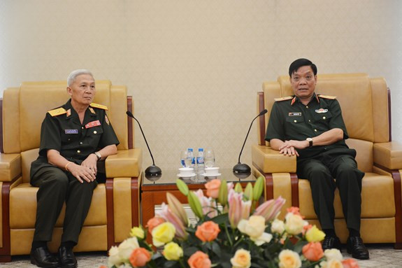 Le Vietnam stimule la coopération de défense avec la Russie et le Laos ảnh 2 Le Vietnam stimule la coopération de défense avec la Russie et le Laos ảnh 2