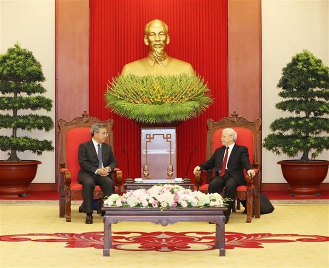 Le leader du PCV reçoit le vice-Premier ministre chinois Hu Chunhua ảnh 1 Le leader du PCV reçoit le vice-Premier ministre chinois Hu Chunhua ảnh 1