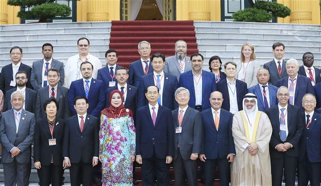 Le chef de l’Etat reçoit les chefs des délégations à l’ASOSAI 14 ảnh 1 Le chef de l’Etat reçoit les chefs des délégations à l’ASOSAI 14 ảnh 1