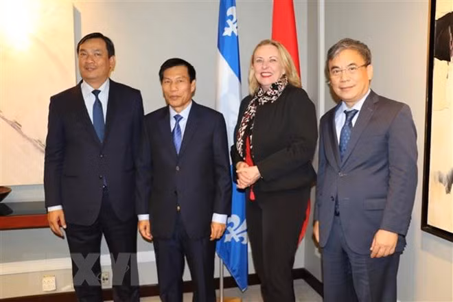 Renforcement de la coopération entre le Vietnam et la province canadienne de Québec ảnh 1