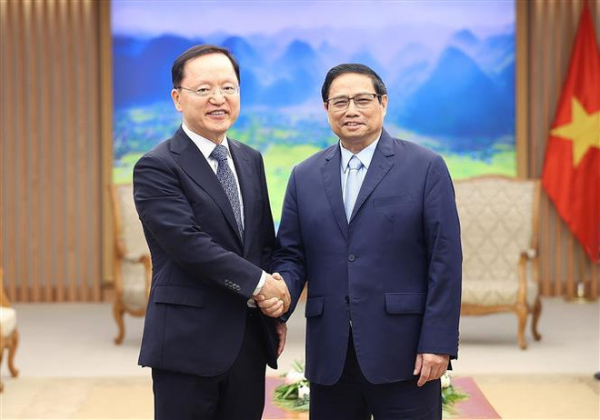 Le PM apprécie les activités efficaces du groupe Samsung au Vietnam ảnh 1 Le PM apprécie les activités efficaces du groupe Samsung au Vietnam ảnh 1