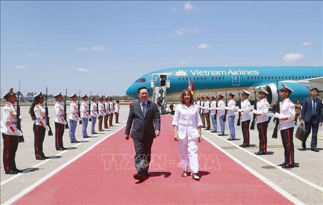 Le président de l’AN Vuong Dinh Hue entame sa visite officielle à Cuba ảnh 3 Le président de l’AN Vuong Dinh Hue entame sa visite officielle à Cuba ảnh 3