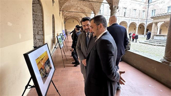 De belles empreintes de l'Année Vietnam-Italie dans la région de l'Ombrie ảnh 2 De belles empreintes de l'Année Vietnam-Italie dans la région de l'Ombrie ảnh 2