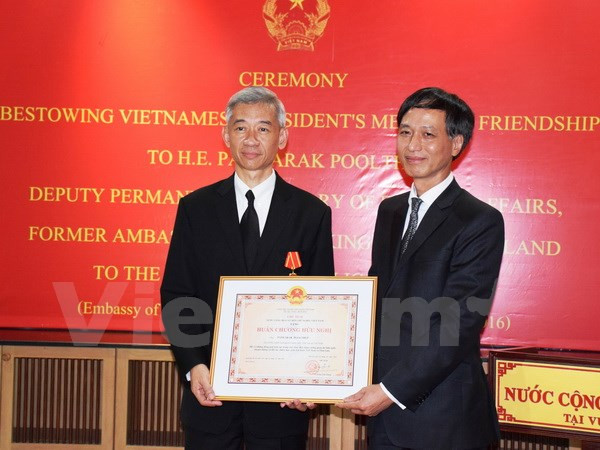 L’ancien ambassadeur de Thaïlande au Vietnam à l’honneur ảnh 1 L’ancien ambassadeur de Thaïlande au Vietnam à l’honneur ảnh 1