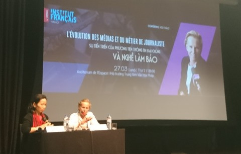 Christine Ockrent et l’évolution des médias et du métier de journaliste ảnh 1