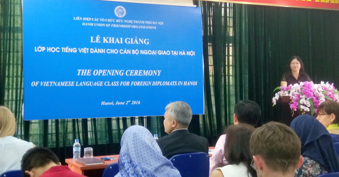 Une formation de vietnamien pour les diplomates étrangers ouverte à Hanoi ảnh 1 Une formation de vietnamien pour les diplomates étrangers ouverte à Hanoi ảnh 1