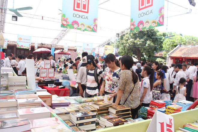 La Foire des livres pour enfants 2016 s'ouvre à Hanoi ảnh 1 La Foire des livres pour enfants 2016 s'ouvre à Hanoi ảnh 1