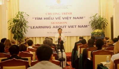 Programme « Learning about Vietnam session » organisé à Hanoi ảnh 1 Programme « Learning about Vietnam session » organisé à Hanoi ảnh 1