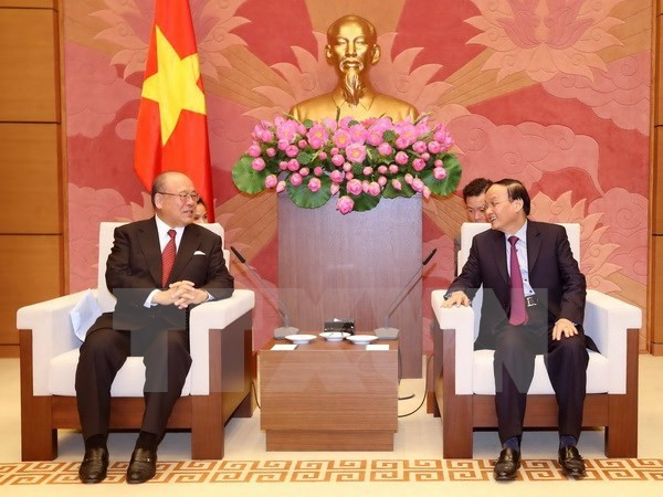Renforcer les relations entre les députés d’amitié vietnamiens et japonais ảnh 1 Renforcer les relations entre les députés d’amitié vietnamiens et japonais ảnh 1