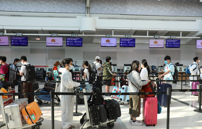 Rapatriement de plus de 340 Vietnamiens au Canada ảnh 1