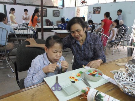 Le Centre pour jeunes handicapés Vi Ngày Mai fête ses 15 printemps ảnh 2